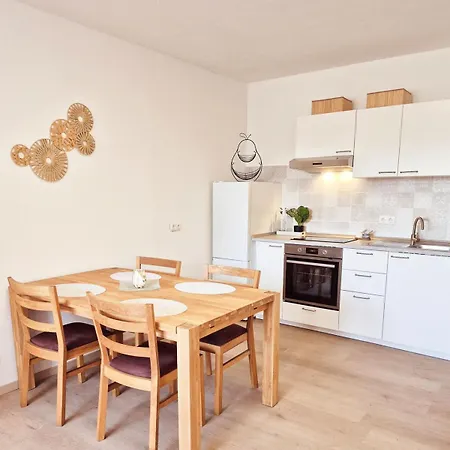 Light-flooded With 2 Great Apartment *